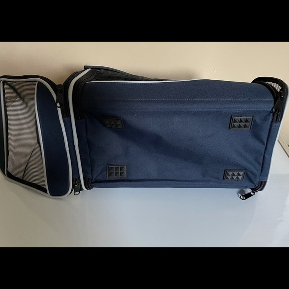 PET carrier Small dog/cat blue canvas/mesh with shoulder strap. - Picture 14 of 16